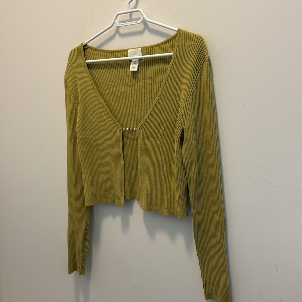H&M | Cropped Cardigan - Picture 3 of 5
